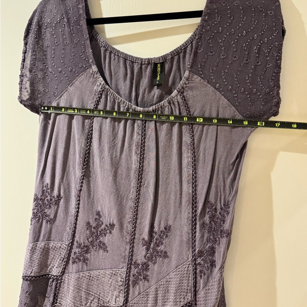 Bohemian Embroidered Scoop Neck Top in Dusty Lavender - Picture 9 of 10